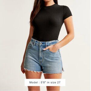 Abercrombie Curve Love High Rise Mom Short